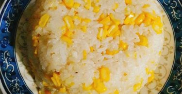 ココナッツ・ミルクとトウモロコシ、もち米蒸し-062